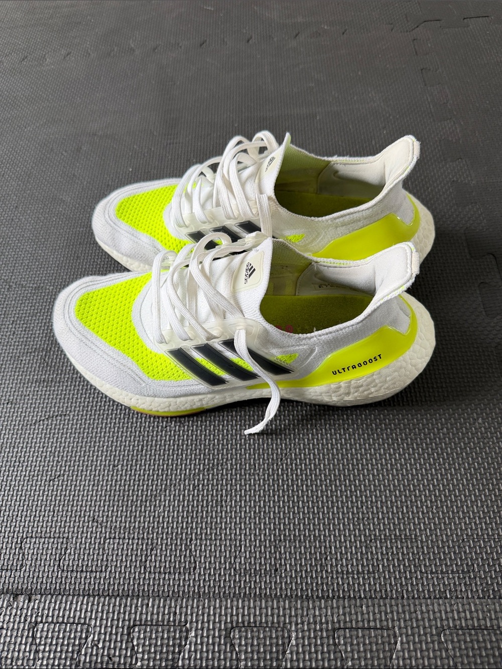 adidas Ultraboost Women’s Running Shoes White & Neon Yellow